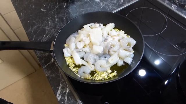 Паста с морепродуктами I  Pasta Frutti di mare. Рецепт от Гарика