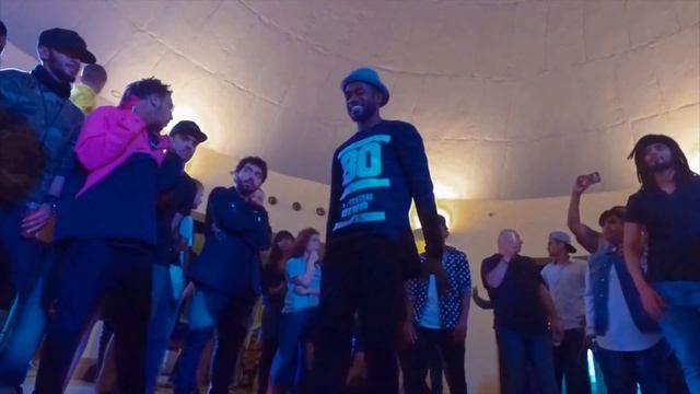 Red Bull BC One UAE Cypher Dubai 2017 / DUBAI / UAE смотреть онлайн