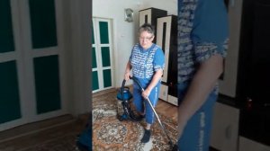 Пропылесосили кучу шерсти! Обзор хозяйственного пылесоса Kitfort KT-549