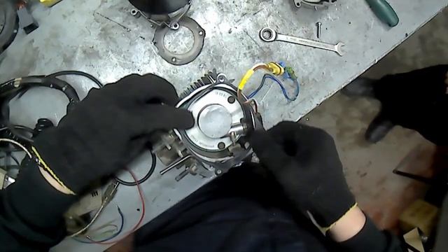 А чё он не крутится то!?) Нагнетатель неоригинал!? Ремонт Eberspacher D2. смотреть онлайн