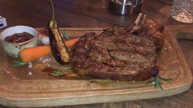 Обзор стейка в Баку, steak house M'eat. смотреть онлайн