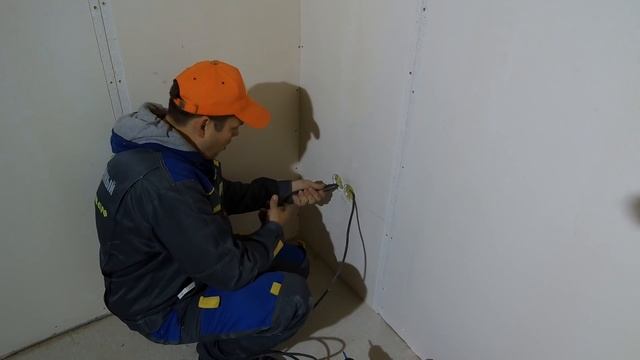 Вариант установки подрозетников в стену каркасного дома
