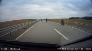 Moto/Мотоцикл встал на дыбы