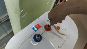Как правильно сливать воду из накопительного водонагревателя. А спорим, что вы не знали?