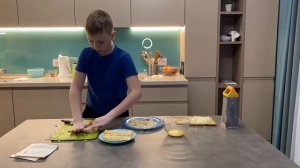 Как приготовить Сырные Палочки дома. Супер просто и вкусно))) Простой рецепт.