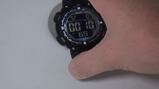 Наручные электронные часы фирмы AiSmei смотреть онлайн