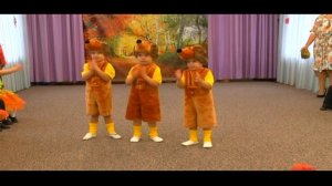 Танец ежиков. Ясельная группа детсада № 160 г. Одесса 2017.