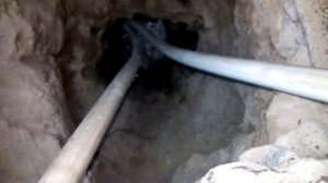 Проведение водопровода под фундаментом. Способ подкопа под дом.