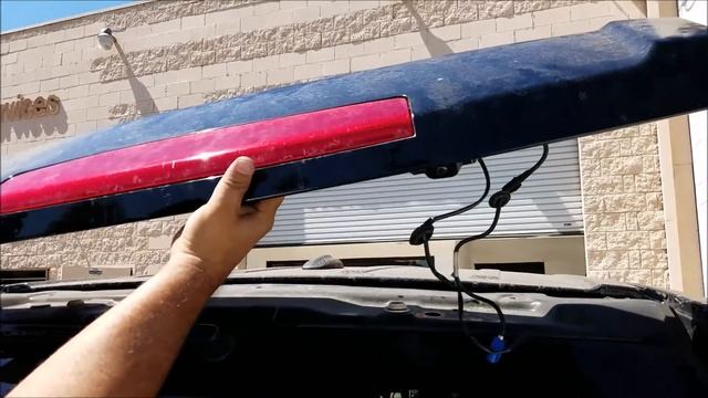 How to Remove Back Up Camera from Range Rover / Land Rover 2010 for Repair. смотреть онлайн