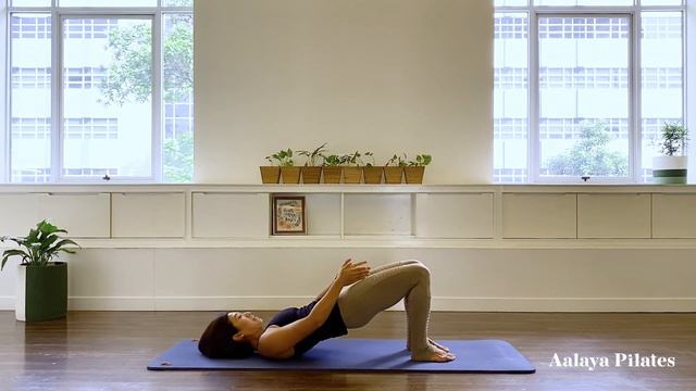 Gentle Pilates Workout for Beginners - Pilates Matwork - 40 min