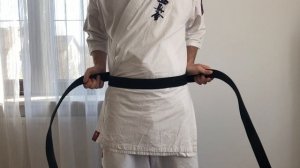 Prawidłowe wiązanie pasa (obi) Karate Kyokushin / Shinkyokushin