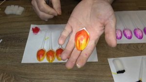 Тюльпаны из одноразовых ложек своими руками