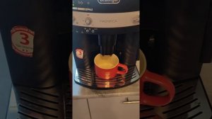 DeLonghi esam 3000 приготовление кофе