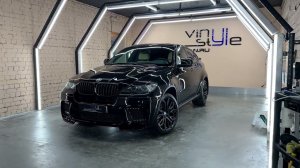 BMW X6 - сделали полировку с нанесением керамического состава, покрасили наружные пороги