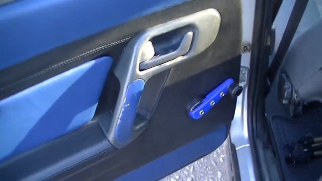 Перетянутая  кожей торпеда и салон Автомобиля ВАЗ 2110 смотреть онлайн