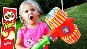 Bad Kid Baby Crying steals Chips, Johny Johny Yes Papa Nursery Rhymes Songs for Kids learn colors