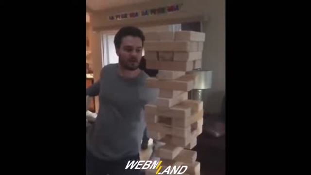 Нереальный читер в игре Джанго смотреть онлайн