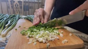 Чуду с зеленым луком.