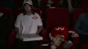 Подборка прикольной рекламы m&m's.
