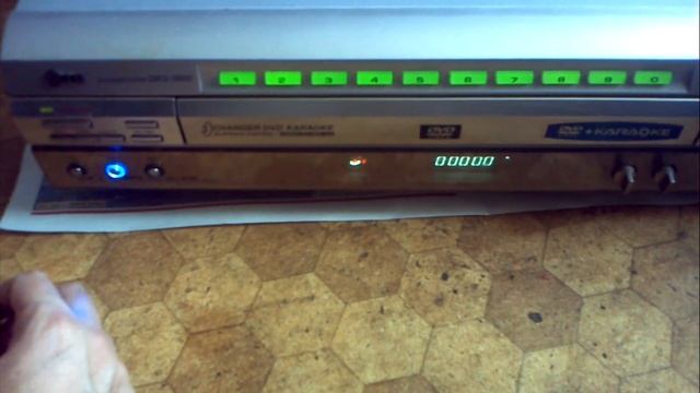 Караоке LG DKS-5000 смотреть онлайн