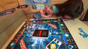 МОНОПОЛИЯ.БАНК БЕЗ ГРАНИЦ. Кто выиграет МНОГО ДЕНЕГ?)