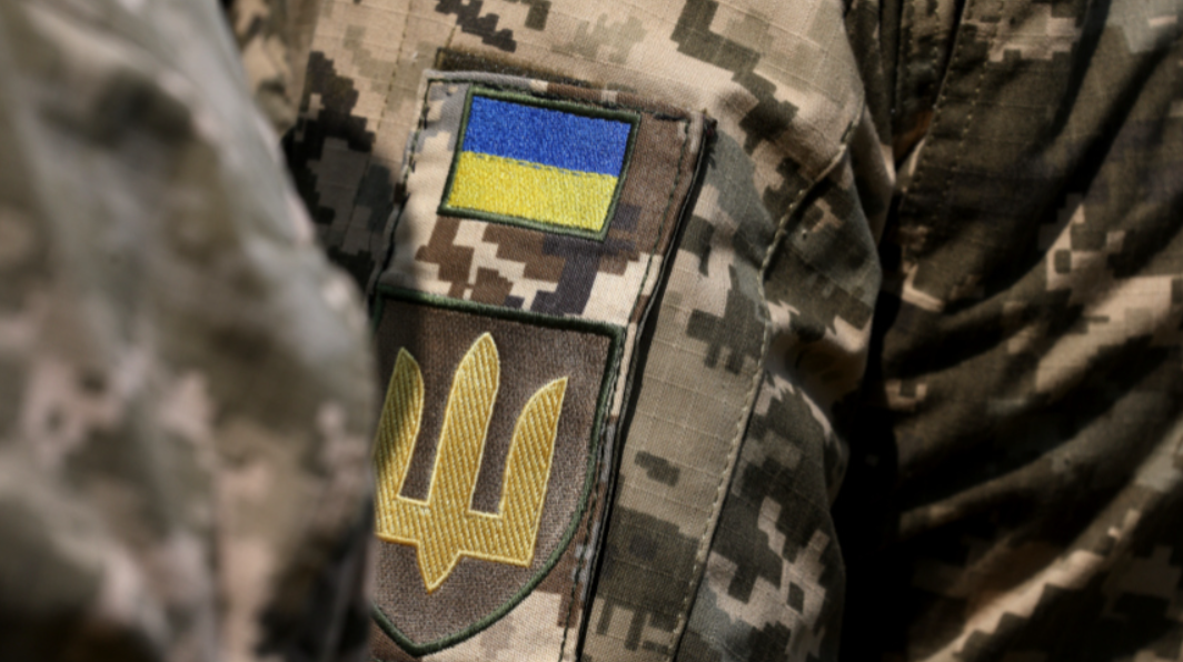 Экс-премьер Украины о намерениях Киева поставить всю страну под ружье: «Бежать некуда»