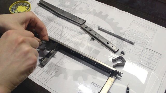 Сборка рамы Камаз 4х4 в масштабе 1/10. Часть 1. смотреть онлайн