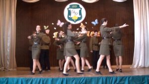 Школьные танцы. Великой Победе посвящается
