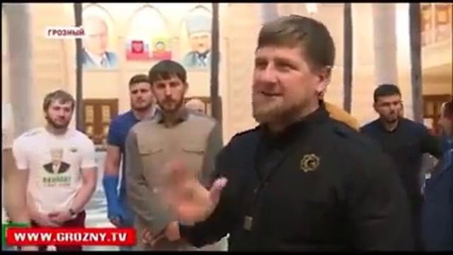Кадырову подарили