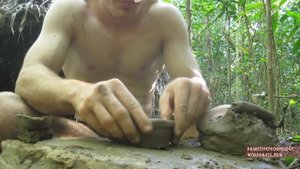 Primitive Technology- Palm Thatched Mud Hut