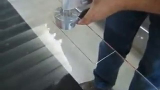 Боковые вырезы на стекле .wmv смотреть онлайн