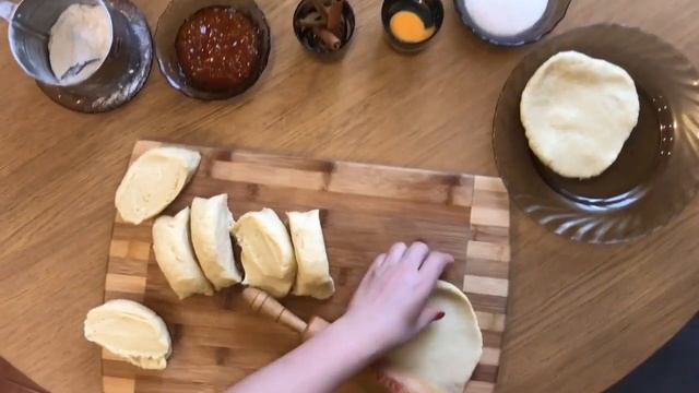 Мамины очень вкусные рогалики с джемом