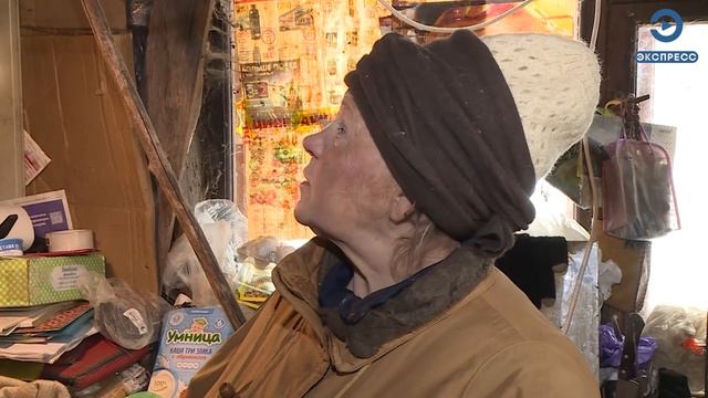 Пензячка живет в недостроенном доме без отопления и воды