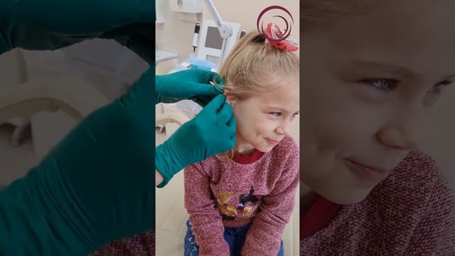 Как прокалывают уши в медицинском Центре "БИНА" смотреть онлайн