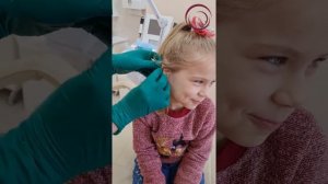 Как прокалывают уши в медицинском Центре "БИНА"