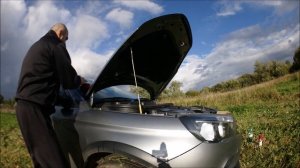 Lada Vesta SW CROSS заливаю капот мовилем...ЗАЧЕМ???