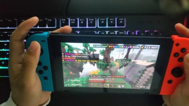 Minecraft Nintendo Switch Edition PvP! (Handcam) смотреть онлайн