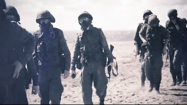 Американский военный эксперт.  Запад не может объективно оценивать мощь российской армии