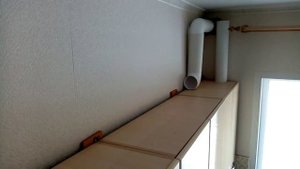 Кухонная вытяжка, вентиляционные труба