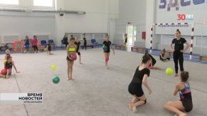 В Волгограде олимпийская чемпионка провела мастер-класс для юных поклонниц художественной гимнастики