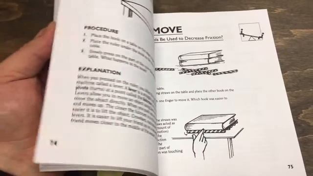 Интернет-магазин STEMKIDS: Детская книга Science in Seconds for Kids: Over 100 Experiments смотреть онлайн