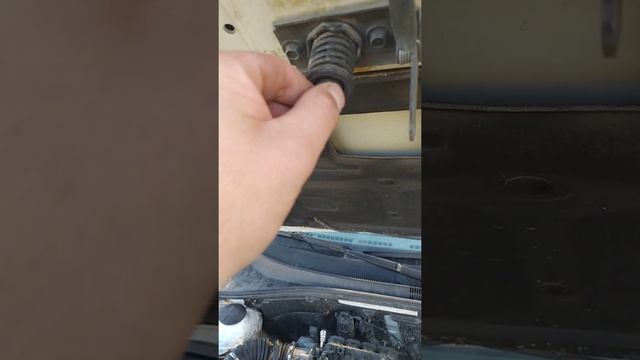 Решение проблемы замка капота ШЕВРОЛЕ ЛАЧЕТТИ смотреть онлайн