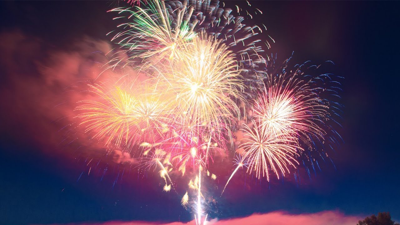 Фейерверк на острове Татышев г.Красноярск |День города| смотреть онлайн