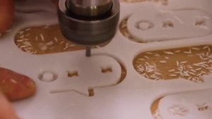 Резка полистирола на фрезерном.