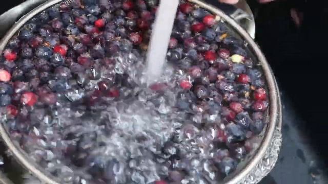 Простой и быстрый компот из ирги на зиму. Вкусный компот из ирги.  Компот на зиму без стерилизации