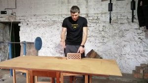 как распилить один кирпич на две (3 четверти)