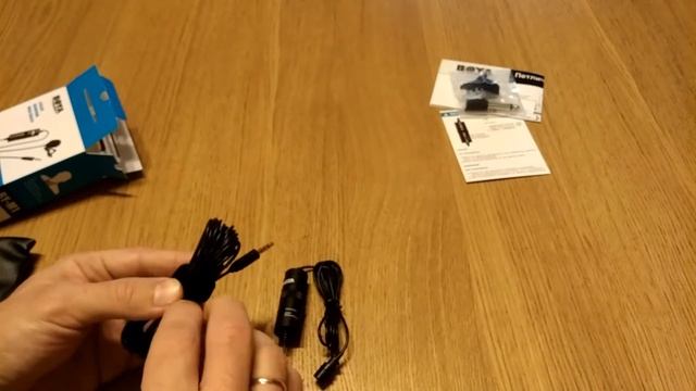 Петличный микрофон Boya BY-M1 - распаковка и тестирование смотреть онлайн