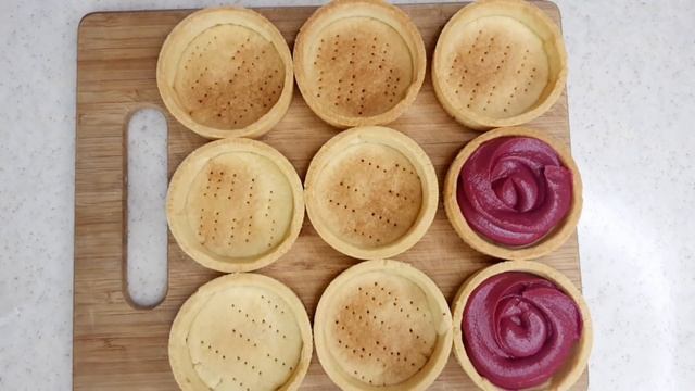 ТАРТАЛЕТКИ со СМОРОДИНОВЫМ курдом и МЕРЕНГОЙ?ОЧЕНЬ ВКУСНЫЙ РЕЦЕПТ?BLACK currant meringue tarts смотреть онлайн