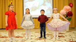 Репетиция детских песен на 8 марта ДОУ 129 Любовь Николаевна