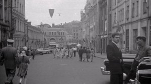 "ЭТО БЫЛО ДАВНО"... (Фото "Ретро-СССР" - Поёт Гарик Сукачёв)